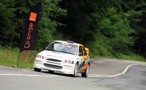 b8d64d80-b57e-4d09-80d0-85de2c15602b