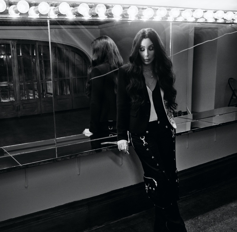 Cher - Calendarul Pirelli 2022 - fotograf Bryan Adams