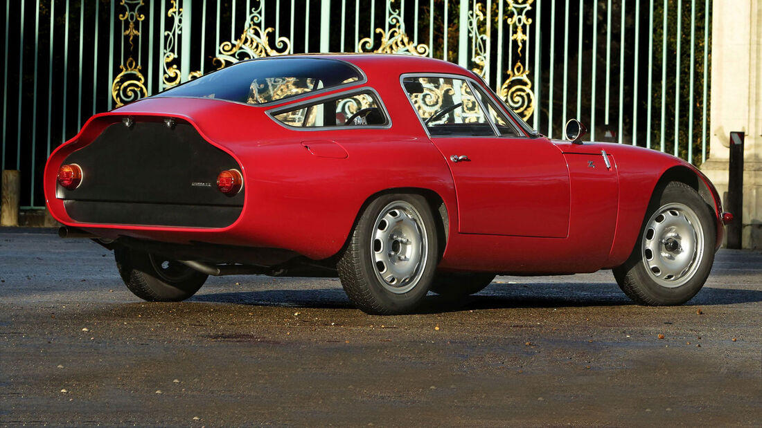 Un foarte rar Alfa Romeo Giulia TZ din 1965 scos la licitație prin Artcurial